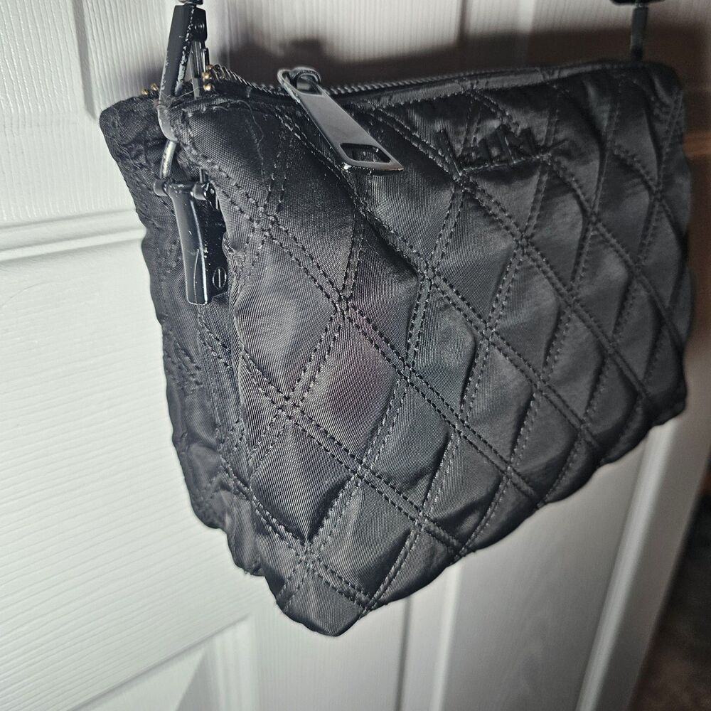Nicole Miller Black Quilted Crossbody Lots Of Pockets - Picture 5 of 12